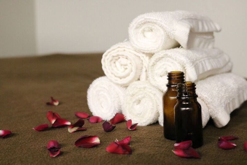 essential-oils-3931430_1920
